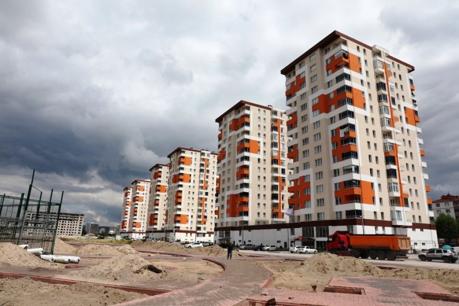 Başkan Çolakbayrakdar; “dönüşümle Sosyal Odaklı Örnek Bir Mahalle İnşa Ediyoruz”