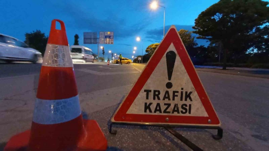 Konya’da Ticari Taksi Takla Attı, Ölümlü Kaza Anbean Kameraya Yansıdı
