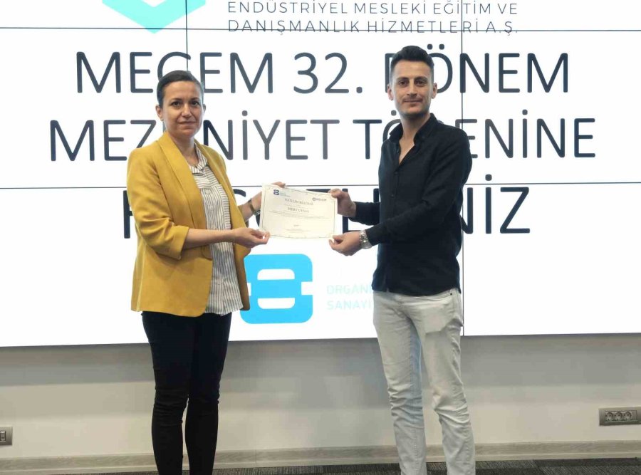 Megem 32’nci Dönem Mezunlarını Verdi