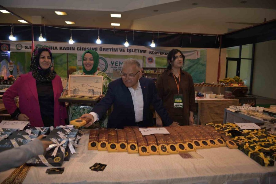 Başkan Büyükkılıç’a Üreten Kadınlardan Teşekkür