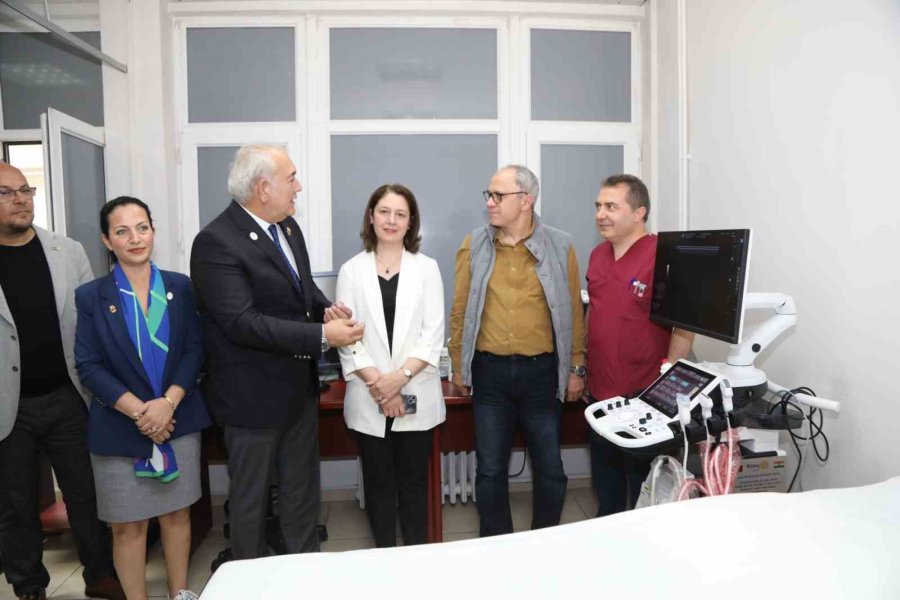 Erü’ye Cihaz Bağışlandı