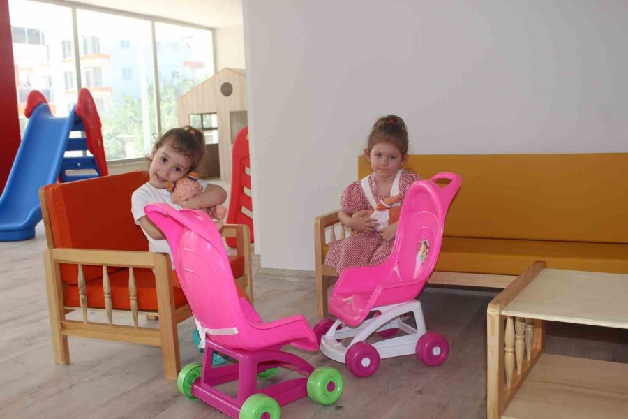 Kumluca Çocuk Kreşi Ve Gündüz Bakımevi Açıldı