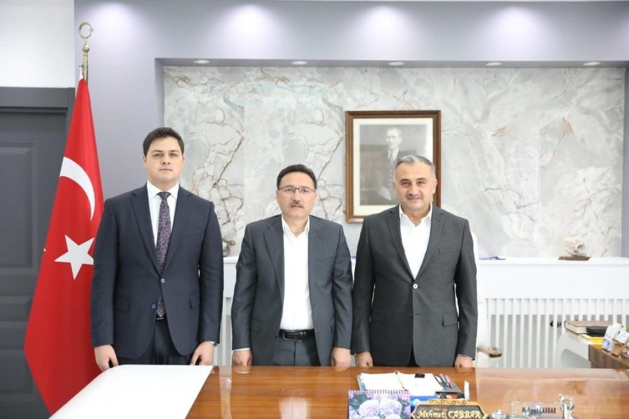 Vali Çiçek Develi’yi Ziyaret Etti