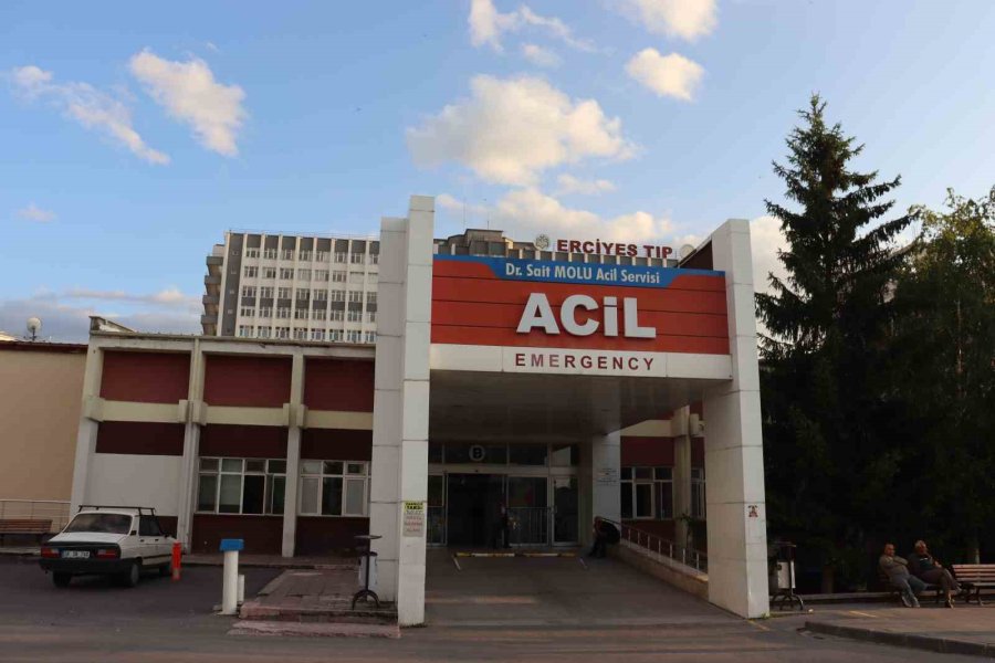 Taksicilerin Yolcu Kavgası Kanlı Bitti: 1 Ölü