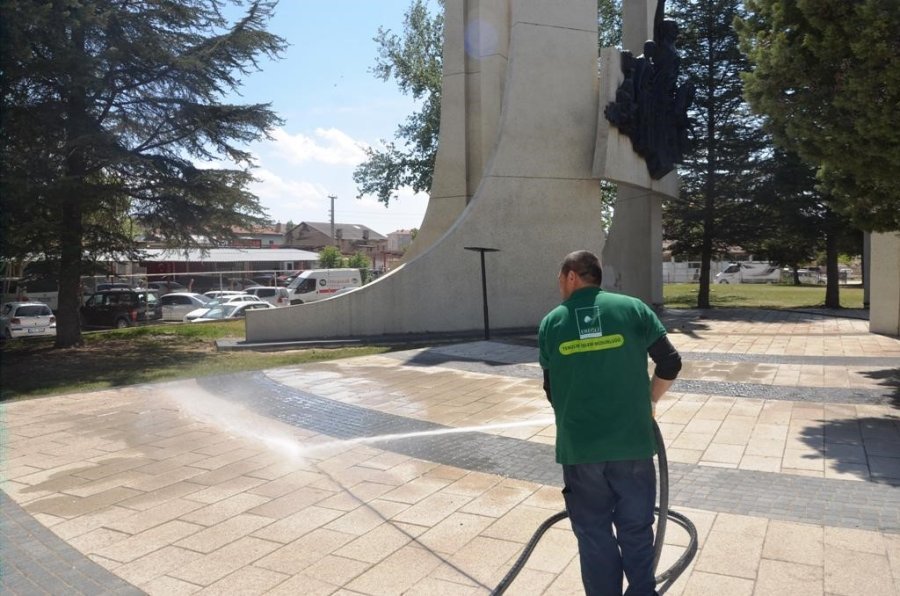 Ereğli Belediyesi Temizlik Çalışmalarını Sürdürüyor