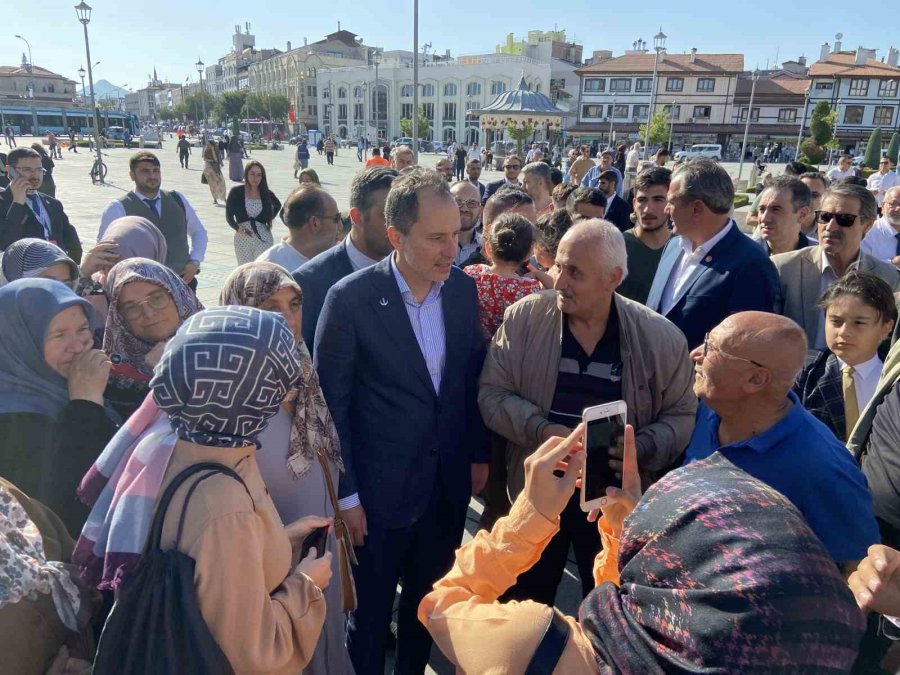 Fatih Erbakan: “7’li Masanın 4 Tane Küçük Partisi Tabela Partisine Dönüşmüş Durumdadır”