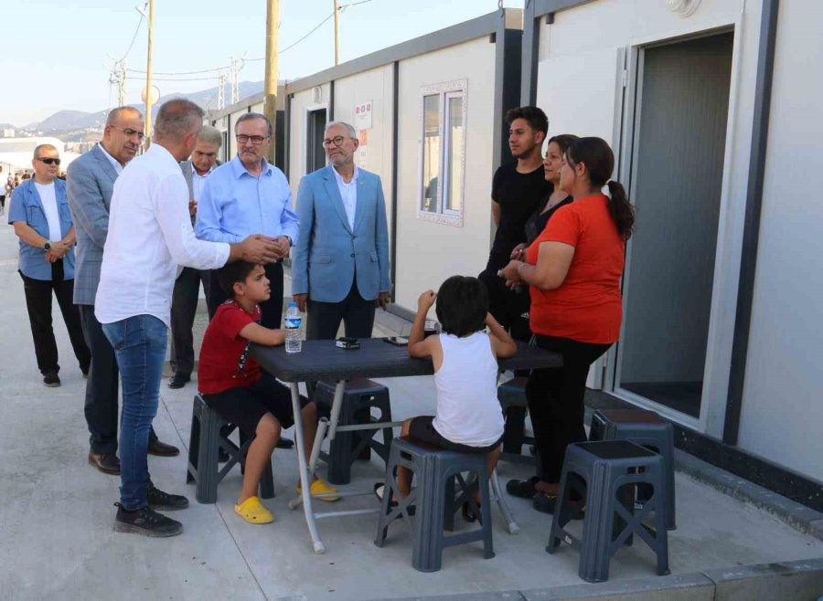 İskenderun’a Kurulan Kos Konteyner Kent Yaşam Merkezi’nin Açılışı Yapıldı