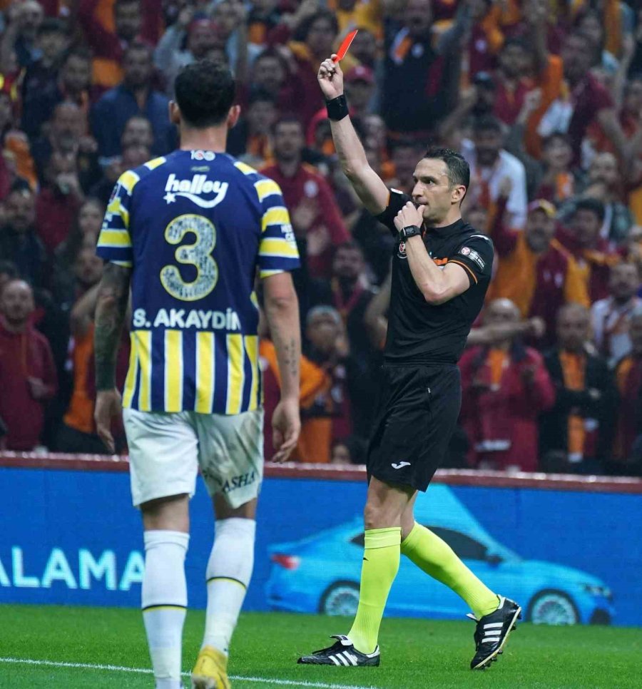 Abdulkadir Bitigen 20 Maç Yönetti