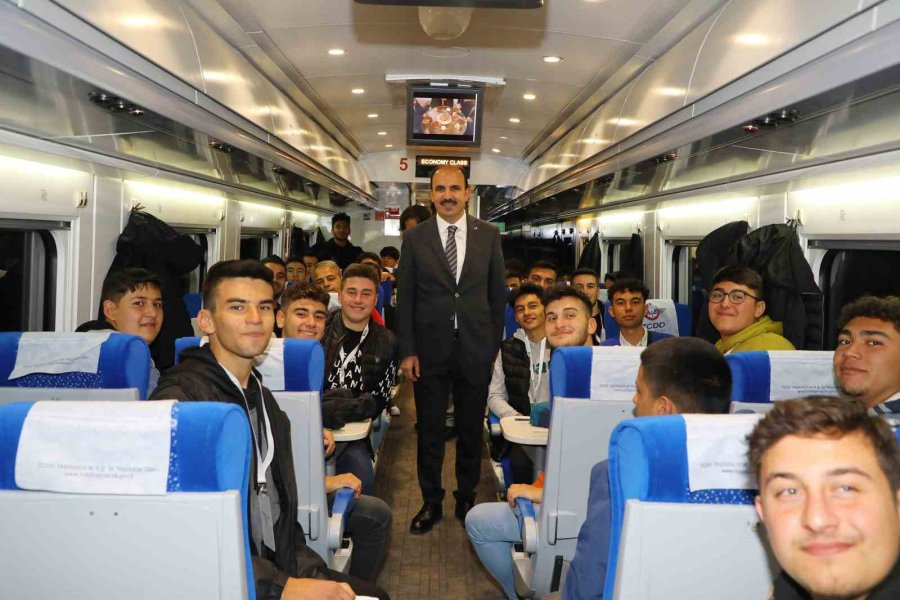 Başkan Altay: “gençlerimiz İki Başkent Arasında Gönül Köprüsü Kurdu”