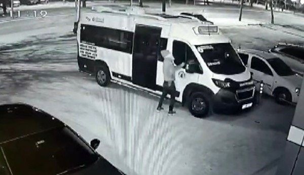 Dolmuşlardan Hırsızlık Yapan Şüpheli Keşif Yaparken Yakalandı