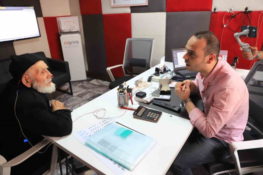 Başkan Büyükkılıç, 97 Yaşındaki Uluçınarın Talebini Yerine Getirdi