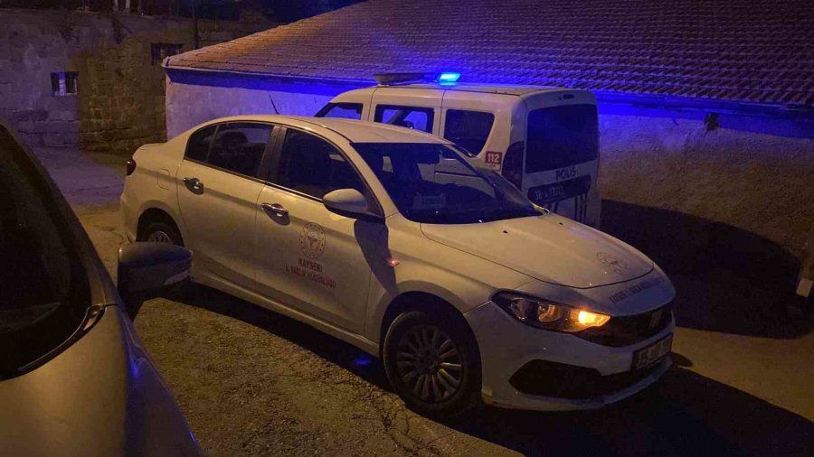 Evinin Bahçesinde Kalp Krizi Geçiren Adam Hayatını Kaybetti