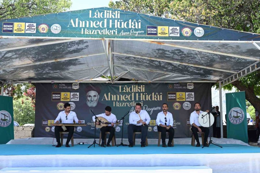 Konya’nın Manevi Önderlerinden Ladikli Ahmet Hüdai Anıldı