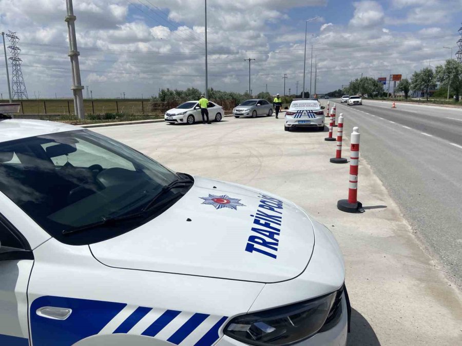 Bayram Tatili Yolundaki Sürücülere Uyarı