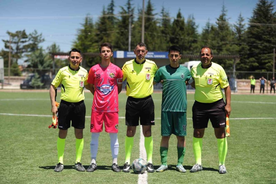 U17 Türkiye Şampiyonası: Kocasinan Şimşekspor: 1 - Karatay Belediyespor: 0