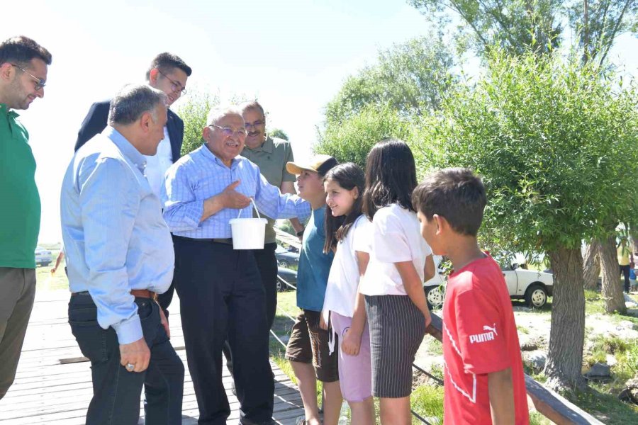 Başkan Büyükkılıç, Soysallı’da Vatandaşlarla Buluştu