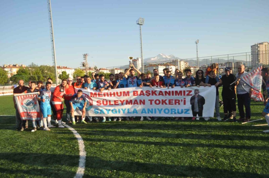 Kayseri 2. Amatör Küme Final: Yeni Döğerspor: 2 -büyüleyenspor: 1