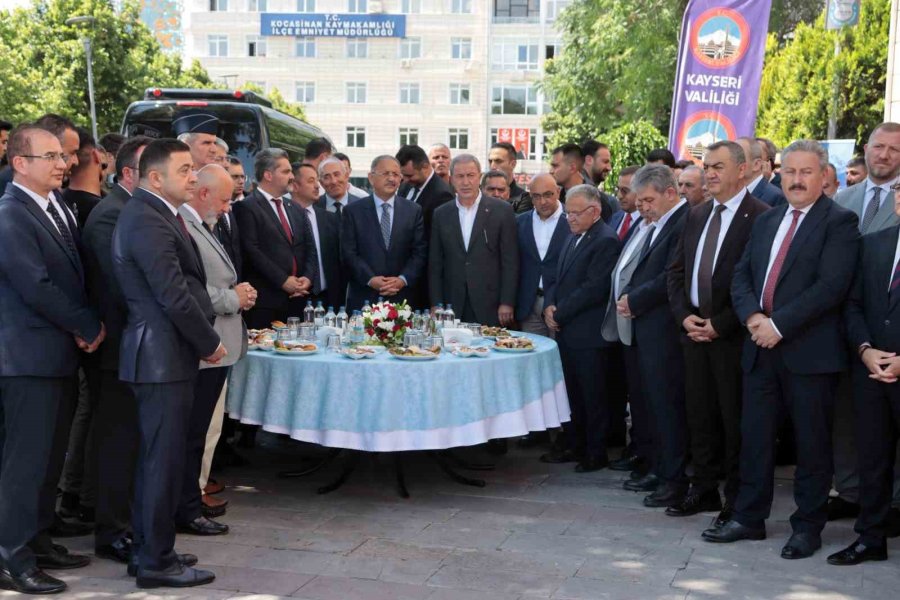 (düzeltme) Bakan Özhaseki: "sene Sonuna Kadar 311 Bin Kalıcı Konutun İhalesi Tamamlanacak"