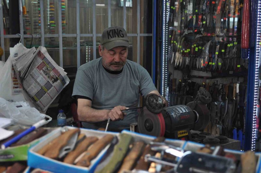 Kurban Kesiminde Asla Kör Bıçak Kullanmayın