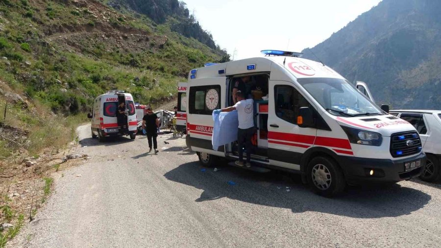 Bayram Ziyareti Faciayla Son Buldu, Kazada Ölü Sayısı 3’e Çıktı