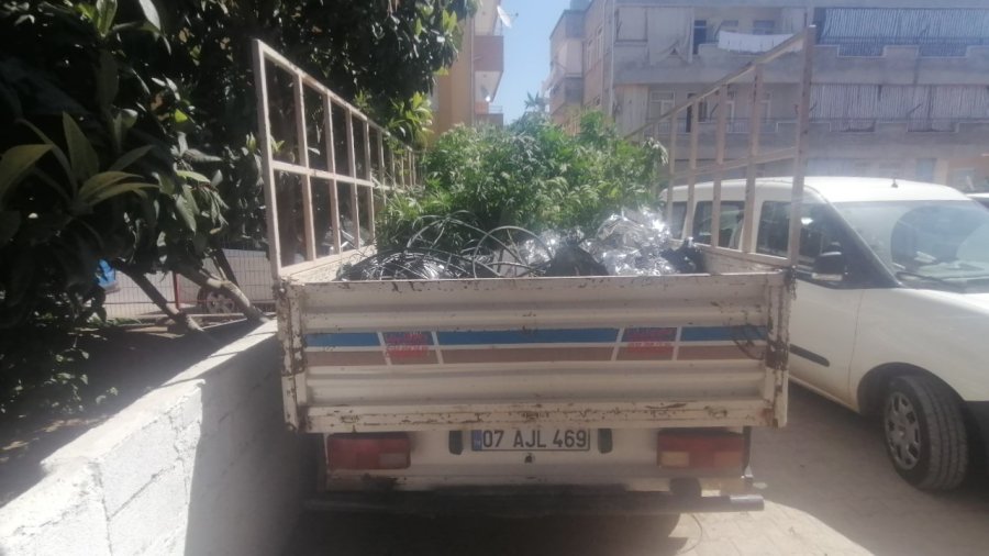 Karşılıklı İki Daireyi Aynı Anda Kiraladı, Birinde Oturdu Diğerinde Laboratuvar Kurup Uyuşturucu Yetiştirdi