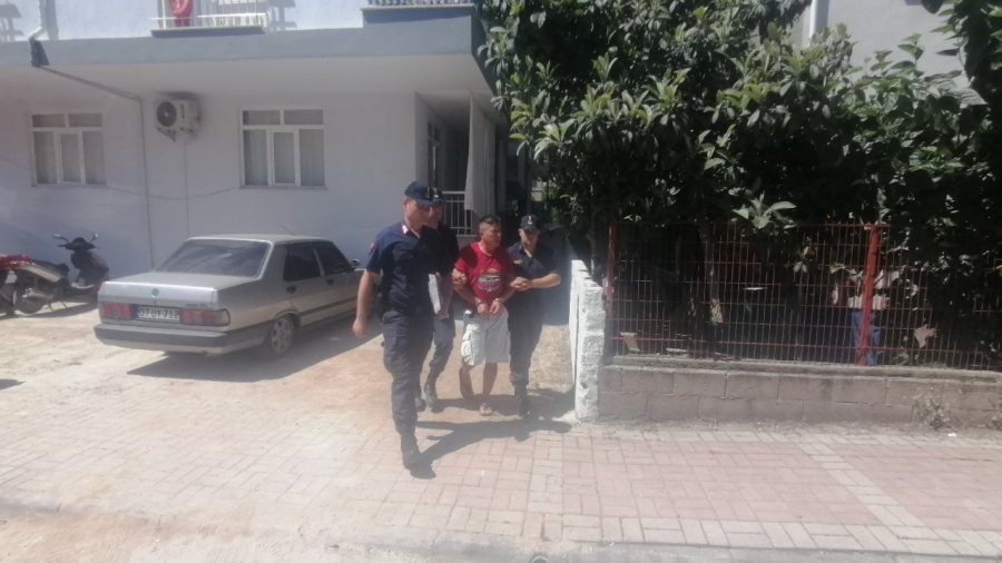 Karşılıklı İki Daireyi Aynı Anda Kiraladı, Birinde Oturdu Diğerinde Laboratuvar Kurup Uyuşturucu Yetiştirdi