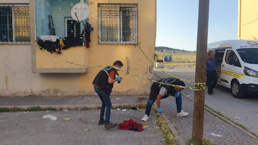 2’nci Kattan Düşen Adam Ağır Yaralandı