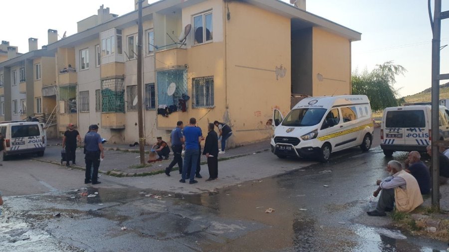 2’nci Kattan Düşen Adam Ağır Yaralandı