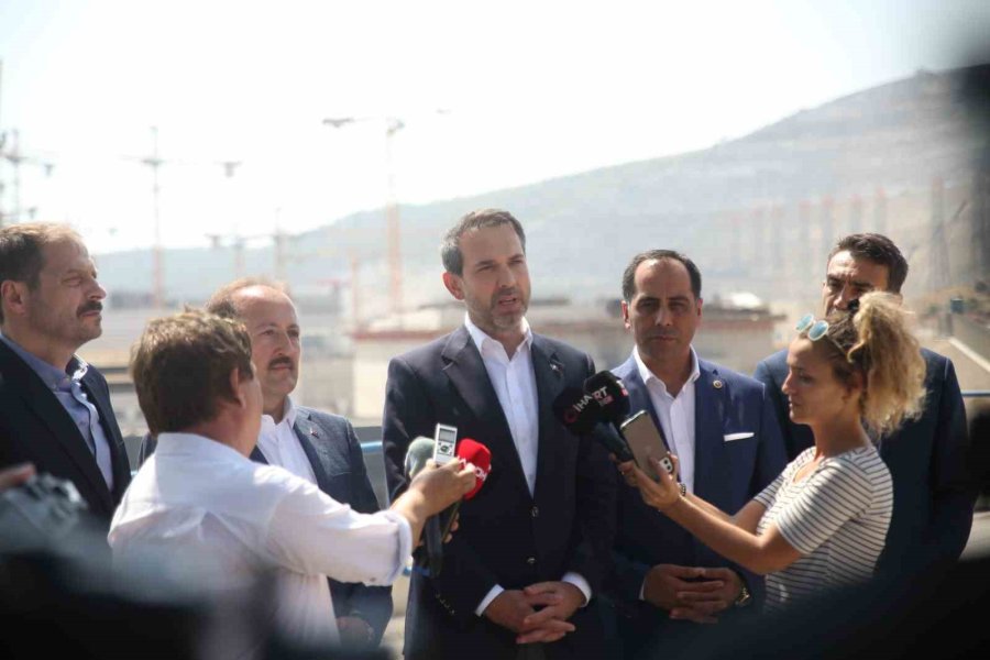 Bakan Bayraktar: "2’nci Ve 3’üncü Nükleer Santral Projelerimizi Hızlı Bir Şekilde Devreye Almak İstiyoruz"