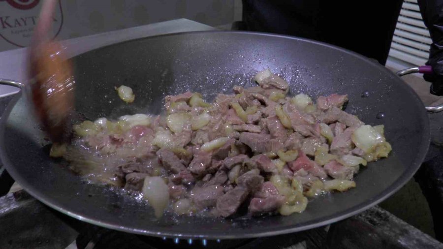 Lezzetli Kavurma İçin Baharata Dikkat