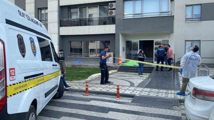 Kaçan Kuşunun Peşinden Ölüme Gitti