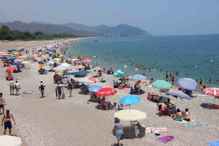 Olympos Ve Adrasan’da Bayram Tatilinde Günlük 6 Kamyon Çöp Toplanıyor