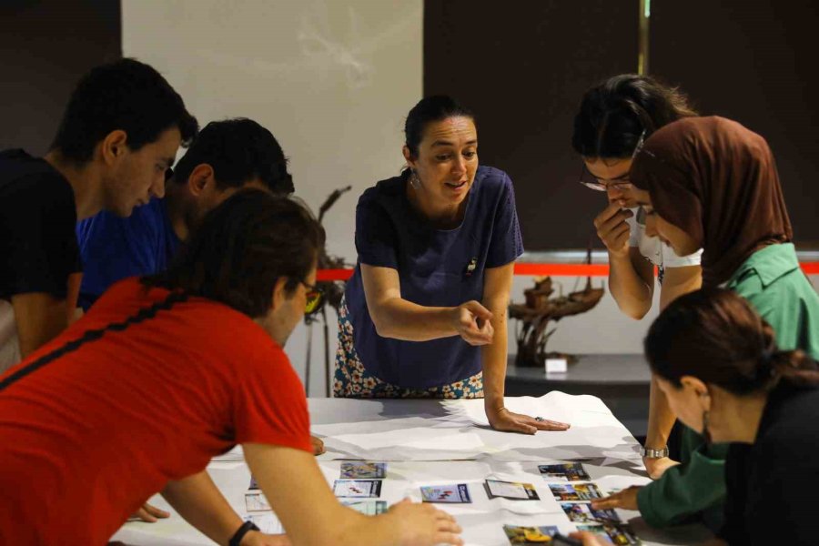 İklim Değişikliğine Dikkat Çekmek İçin İklim Bulmaca Oyunu Oynadılar