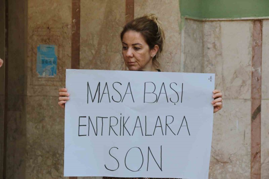 Antalya’da Tapusu Olmayan 66 Daireden Oluşan 26 Yıllık Siteye Mahkemeden Yıkım Kararı