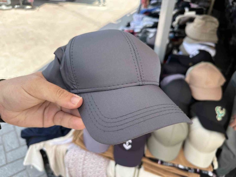 Artan Hava Sıcaklığı Şapka Satışlarını Arttırdı