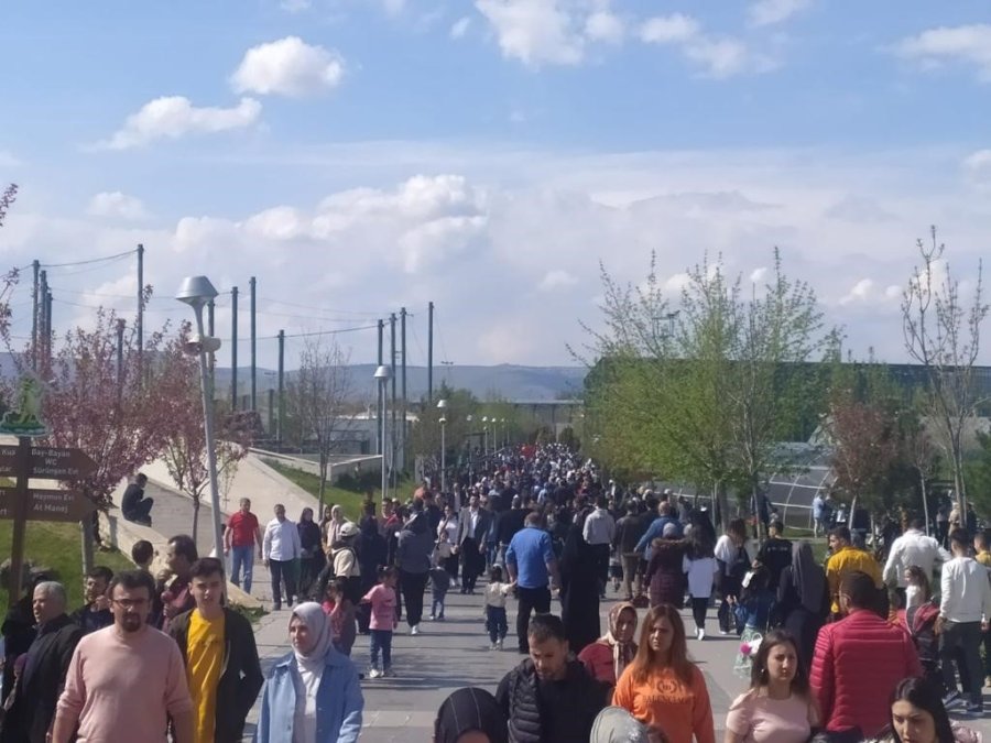 Büyükşehir Hayvanat Bahçesini Kurban Bayramı’nda 65 Bin Kişi Ziyaret Etti