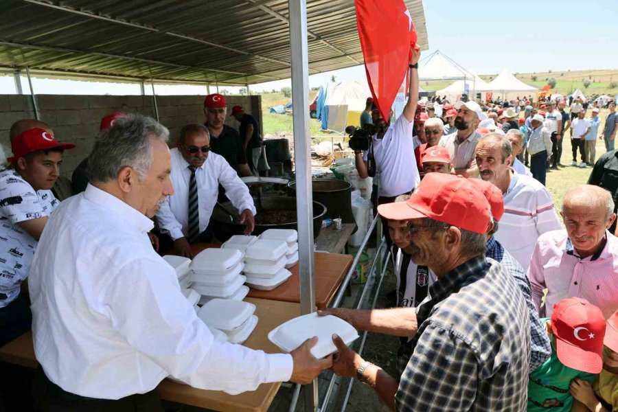 Çatakdere Ve Başakpınar’da Hem Bayramlaşma Hem Şenlik