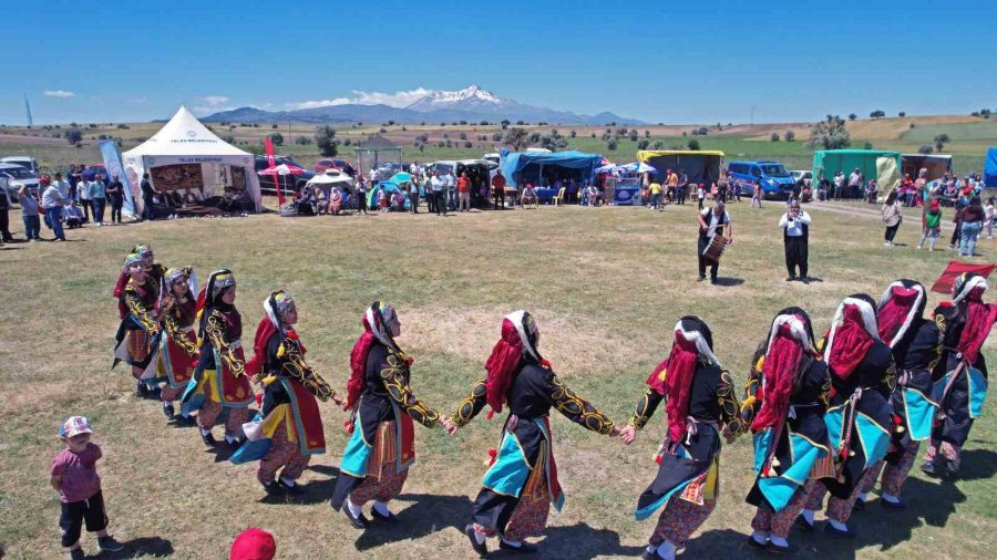 Çatakdere Ve Başakpınar’da Hem Bayramlaşma Hem Şenlik