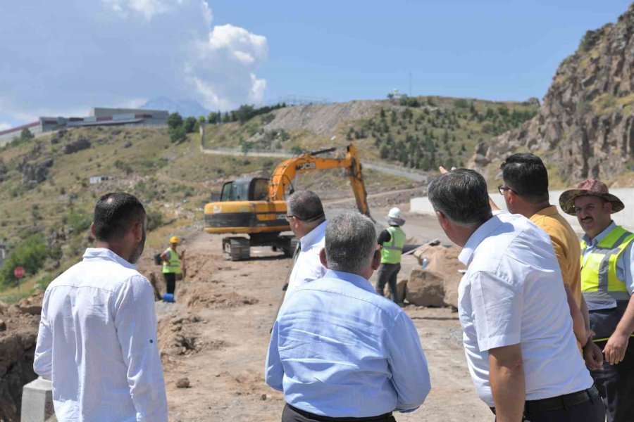 Başkan Büyükkılıç, Osb’yi Talas Bulvarı’na Bağlayacak Ana Arteri İnceledi