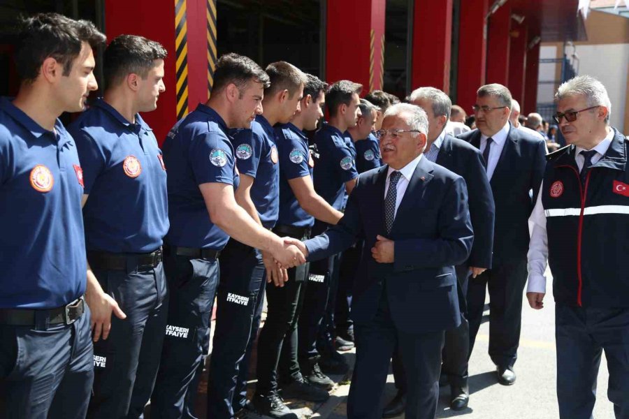 Başkan Büyükkılıç: “kadromuz Sürekli Yenileniyor”