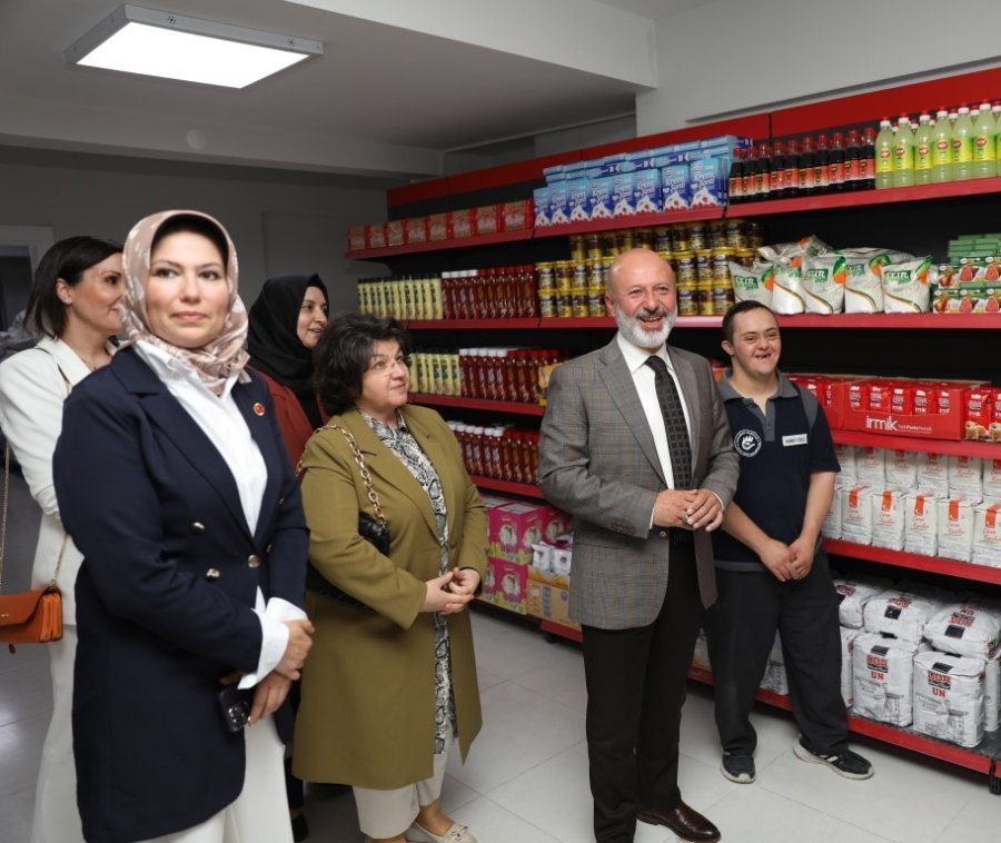 Başkan Çolakbayrakdar: “türkiye’ye Örnek Olacak Proje İle Yine Yüzleri Güldürmeye Devam Edeceğiz”