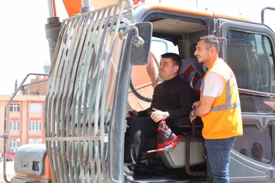 Başkan Dinçer: “söz Verdiğimiz Projeleri Bir Bir Tamamlıyoruz”