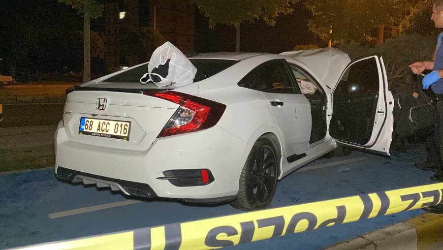 Aksaray’da 2 Otomobil Çarpıştı: 6 Yaralı