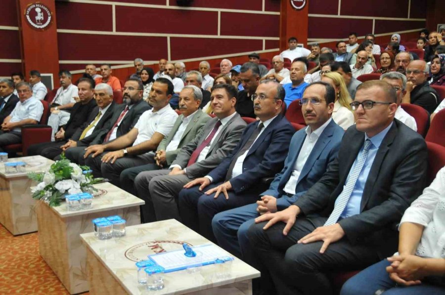 Konya’da 9. Akşehir Kirazı Kültür Ve Sanat Festivali Yapıldı