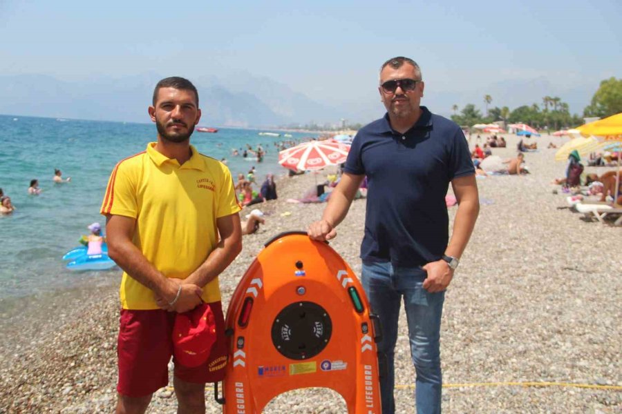 Antalya Plajlarında 3 Cankurtaran Robot Görev Başında