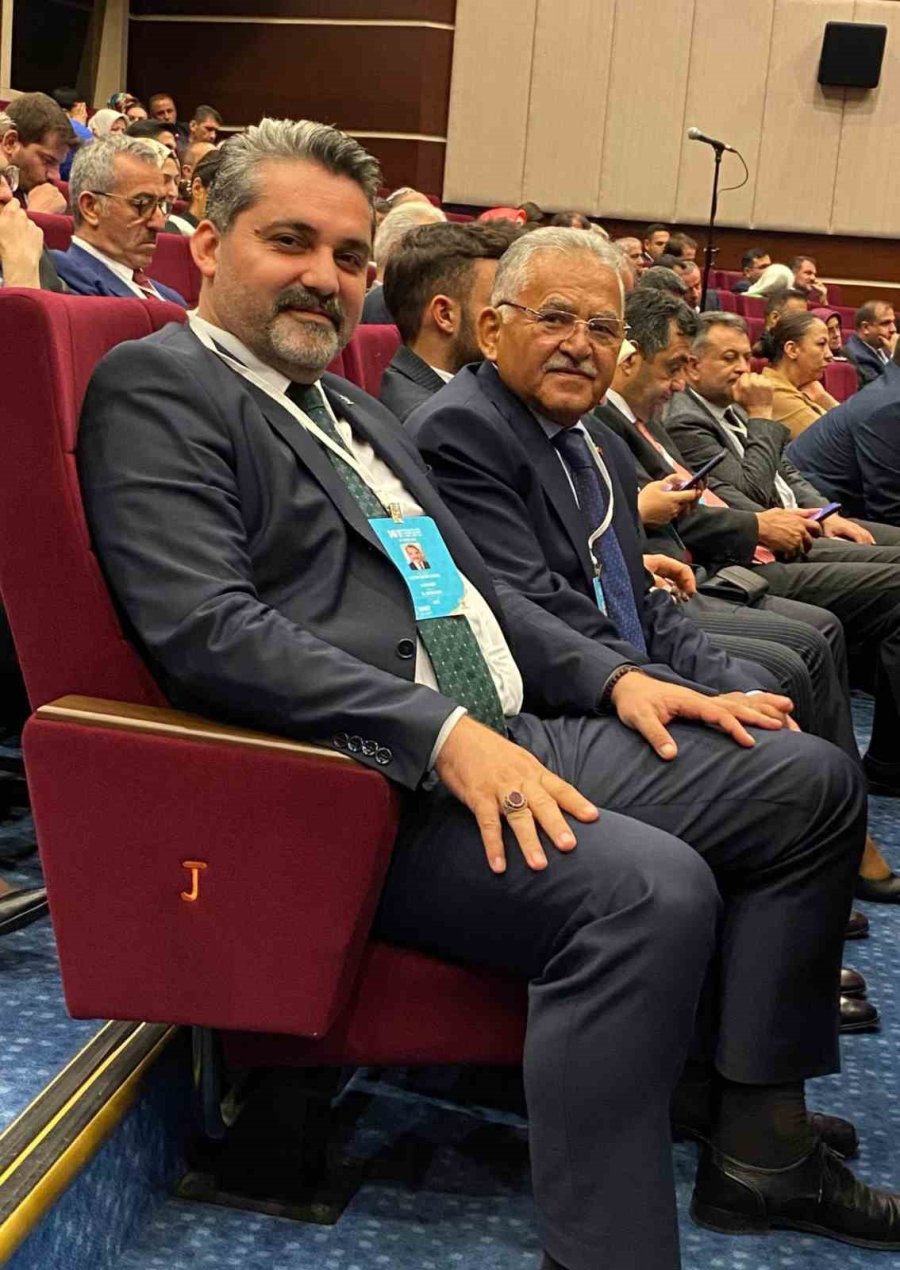 Başkan Büyükkılıç, Ak Parti Genişletilmiş İl Başkanları Toplantısı’na Katıldı