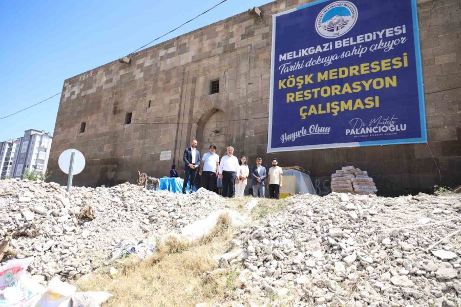 Köşk Medrese Canlı Günlerine Geri Dönecek