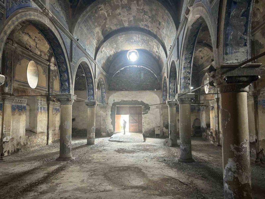 Tomarza’daki Tarihi Ermeni Kilise’si Bakım Bekliyor
