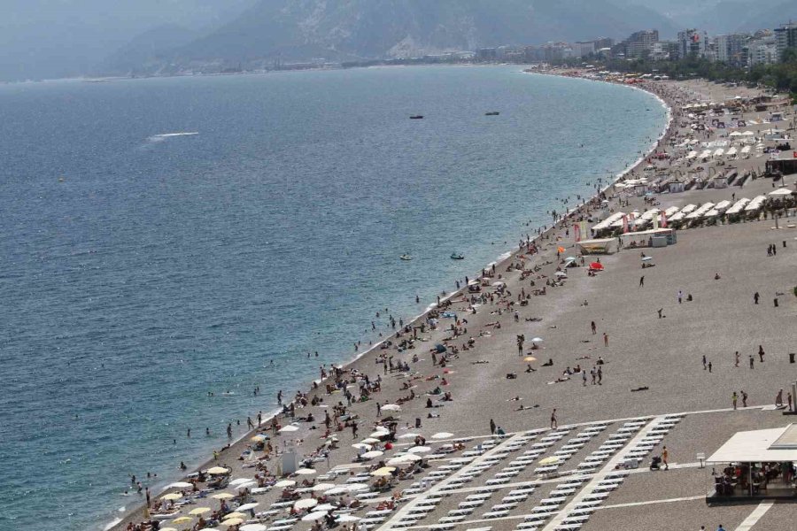 Antalya’ya Gelen Turist Sayısı 6 Milyona Yaklaştı