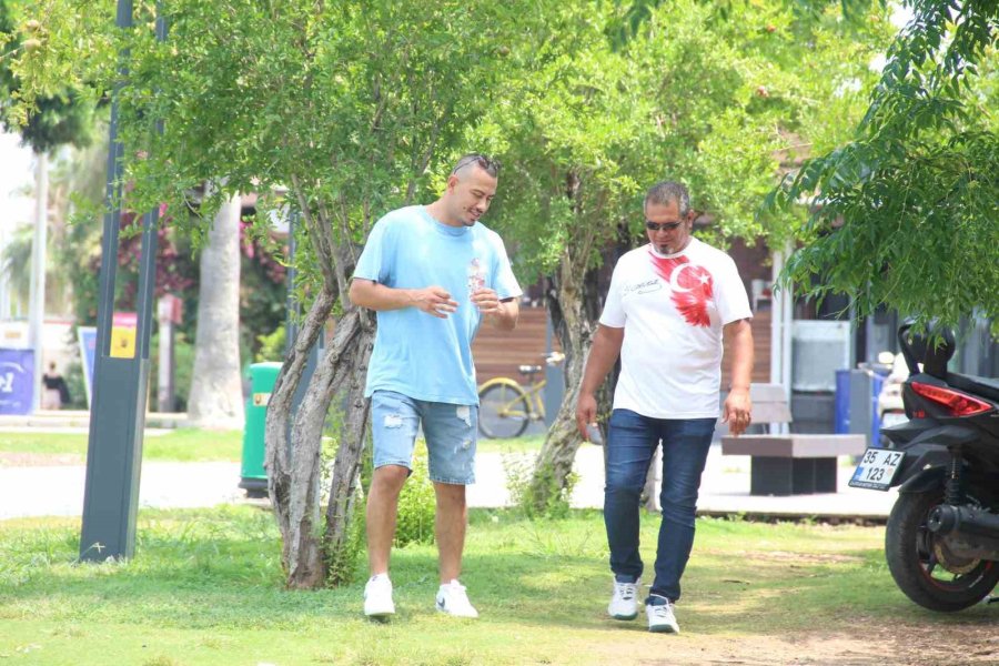 Gökyüzünde Bayılma Şakasıyla Başlayan Korku Dolu Anlar